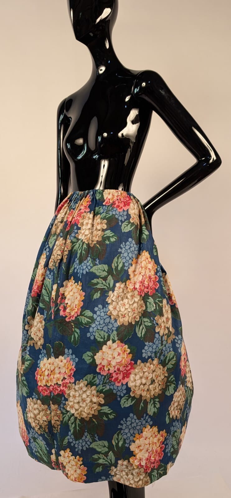 ROMANTIC VICTORIAN 1880’S HYDRANGEA FLORAL PRINT SKIRT 