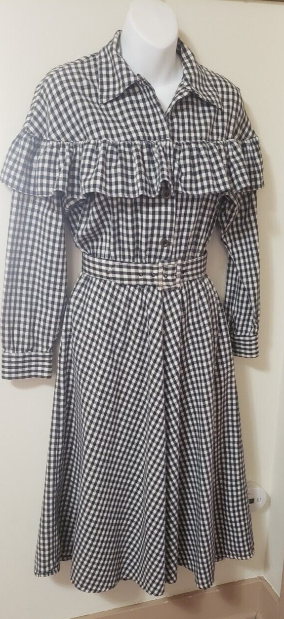 Vintage Carol Anderson Cottage Core Flannel Dress. Size 4