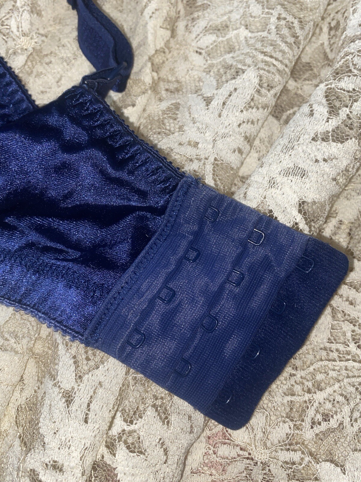 VTG NYLON SEARS 38DD LIQUID BLUE SECOND SKIN Shiny NO Uw GLAM SISSY BRA T SHIRT