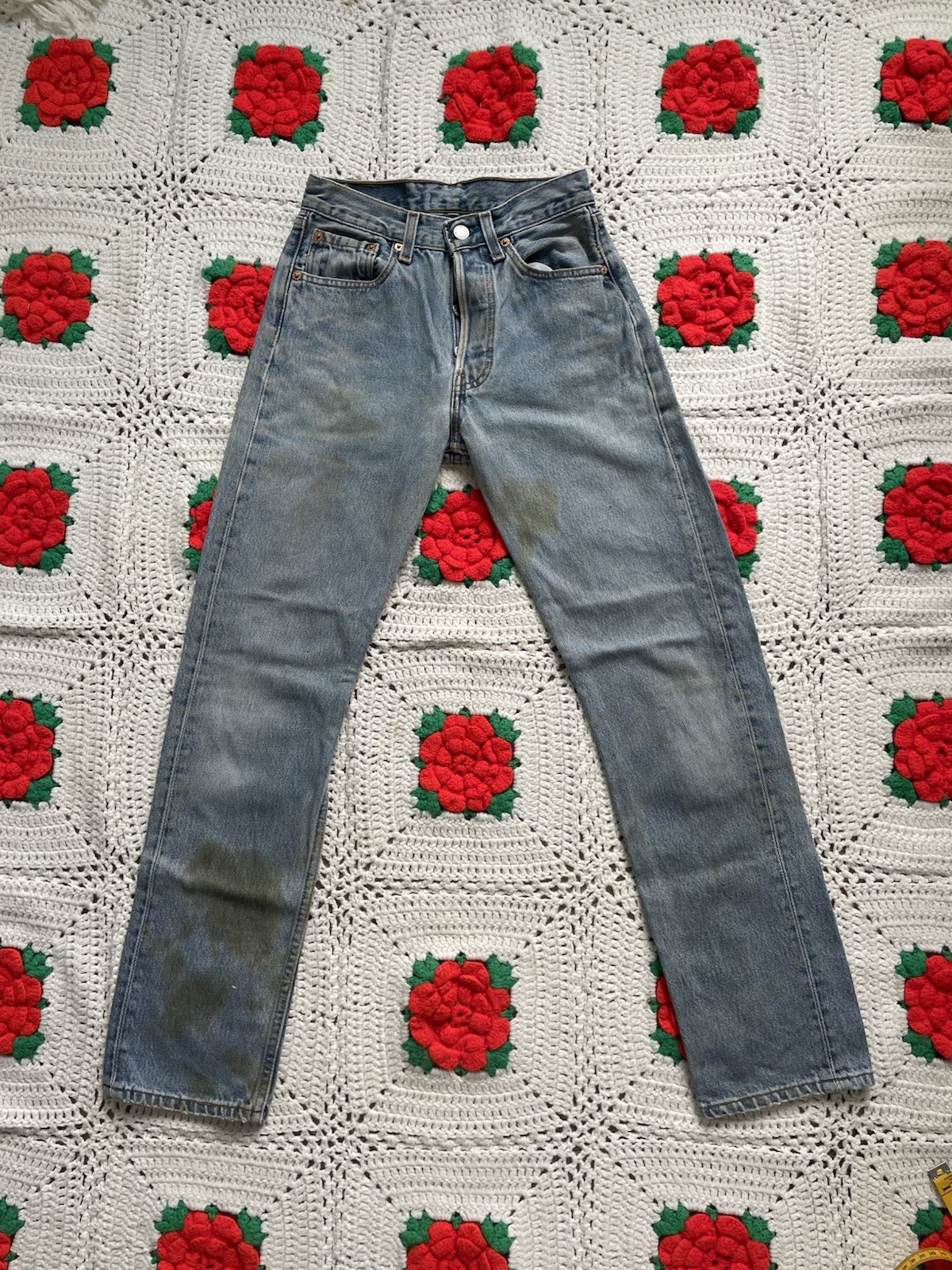 Vintage 90’s Levi’s 501 Jeans W26 Made in USA Light Wash Button Fly High Rise