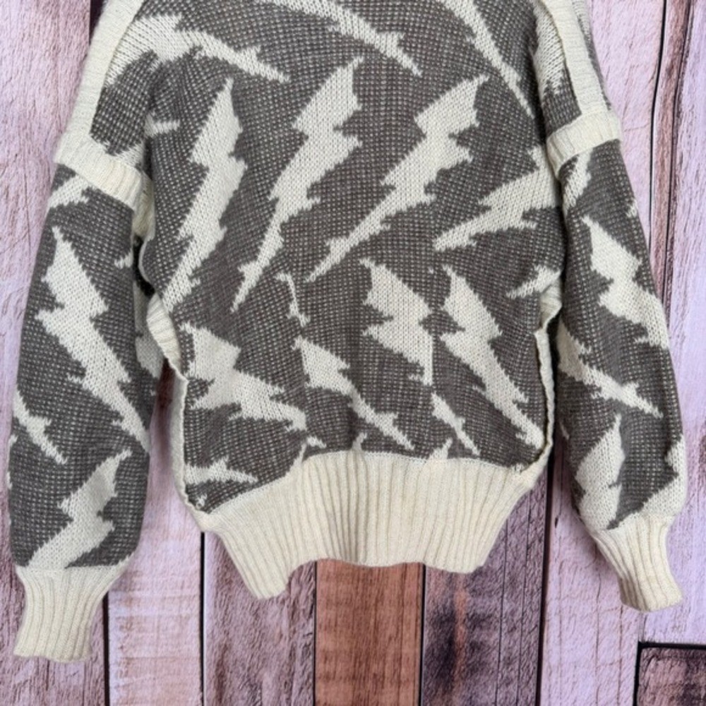 Escada Cardigan Sweater Vintage Lightning Alpine West Germany Cabincore Size 38