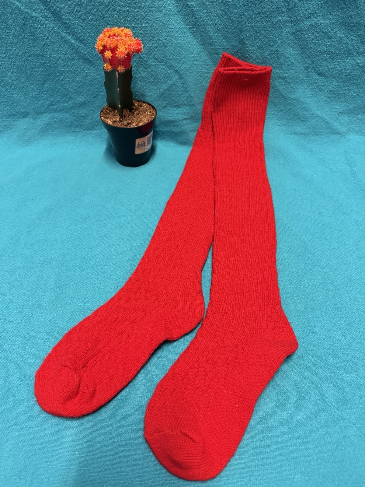 Womens VTG Red Crew Socks Made In USA 90s NOS Acrylic 80s NOS 26&Prime; 8-11
