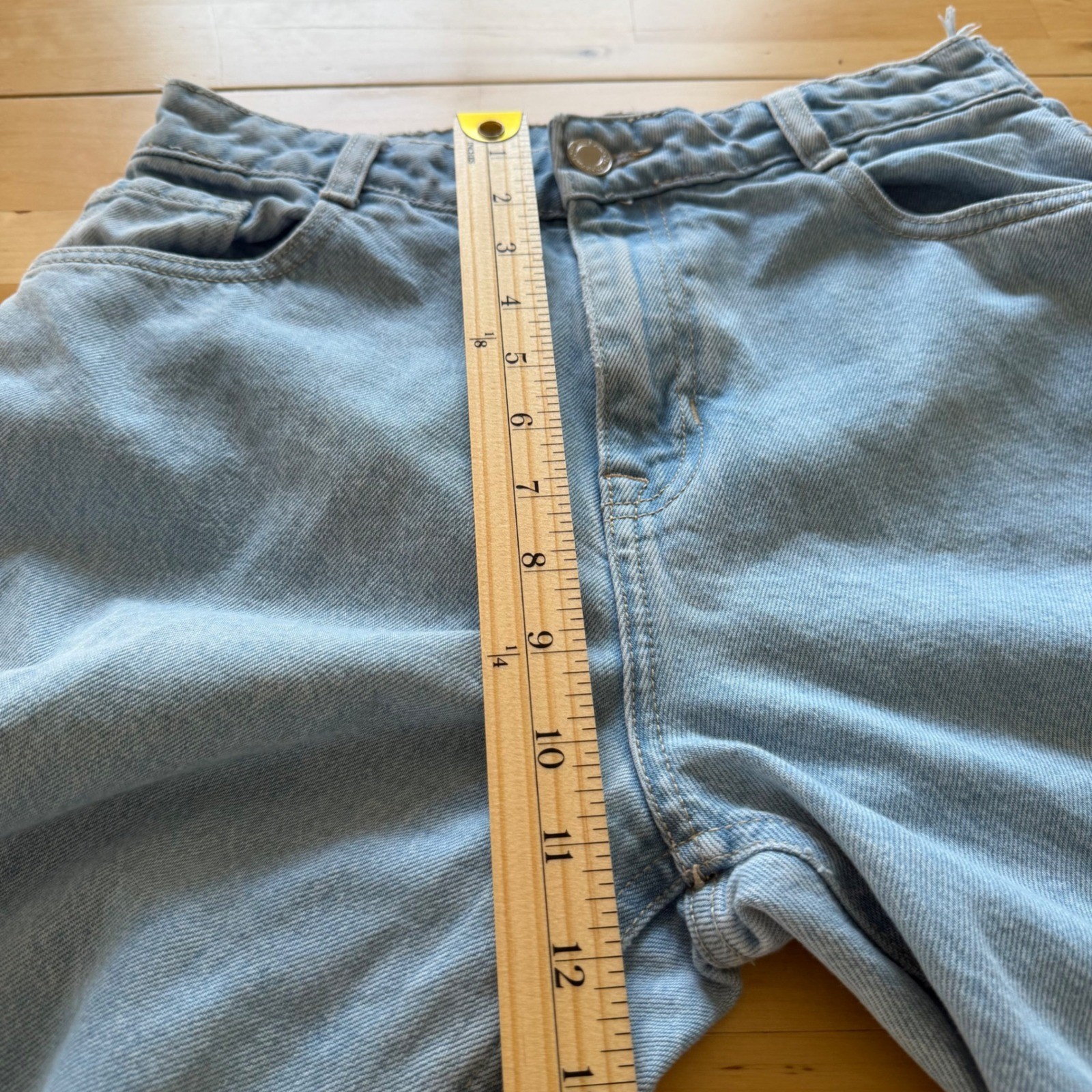 Frank & Oak « Patti » Light Wash Straight Leg Jeans Size 29 Minimalist 90s Vintage