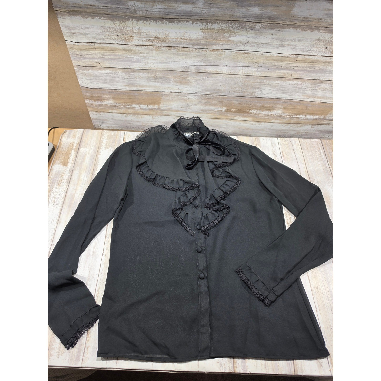Albert Capraro Bonwit Teller Vintage Black Lace Ruffle Blouse Tie Neck Size 6