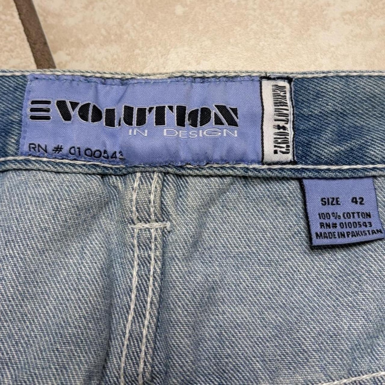 Vintage Y2K 2000s Evolution In Design Light Wash Baggy Jean Shorts Size 40