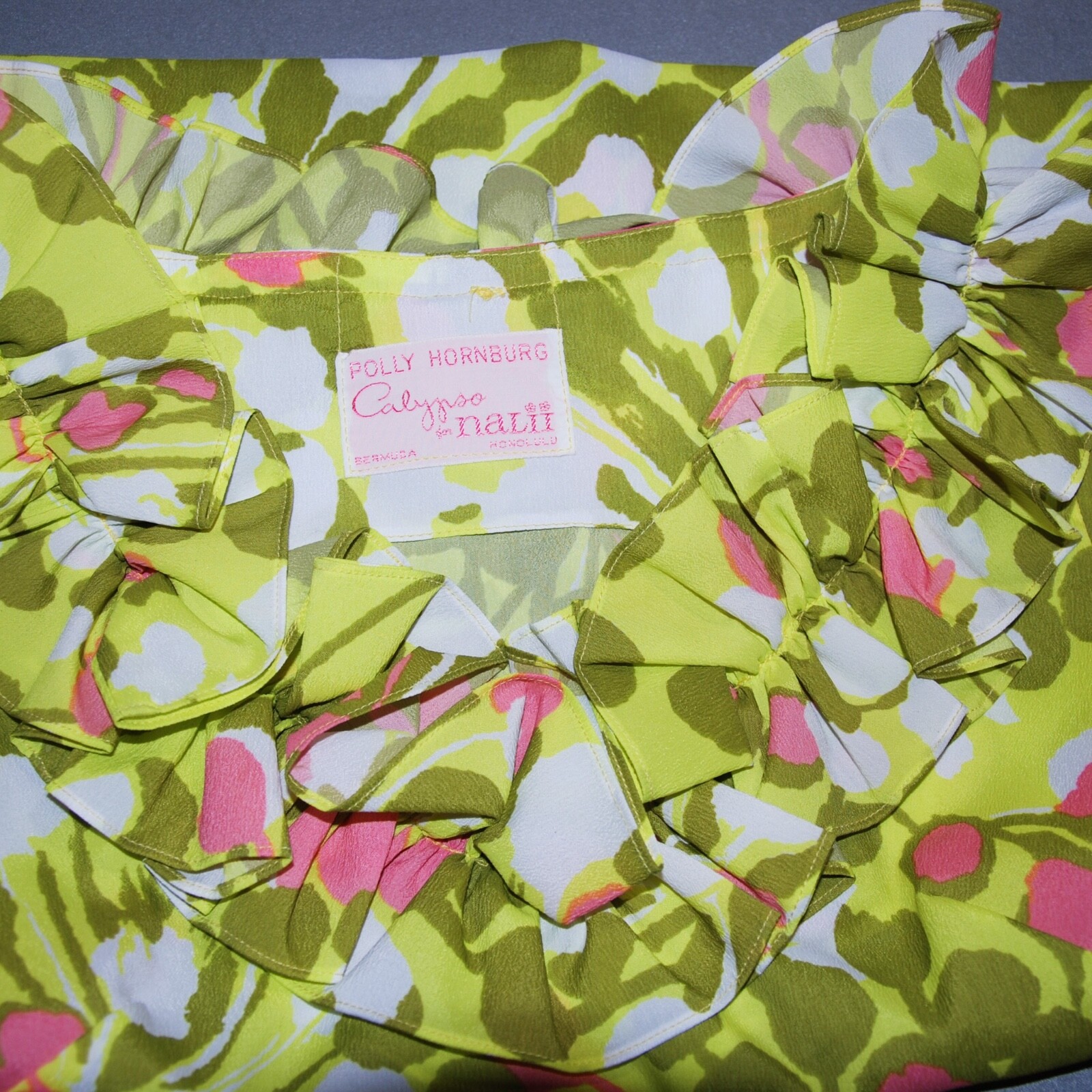 Vtg 1960&rsquo;s Hawaiian Ruffle Blouse Women&rsquo;s 36&Prime; Bust Top Aloha Tiki Party Beach
