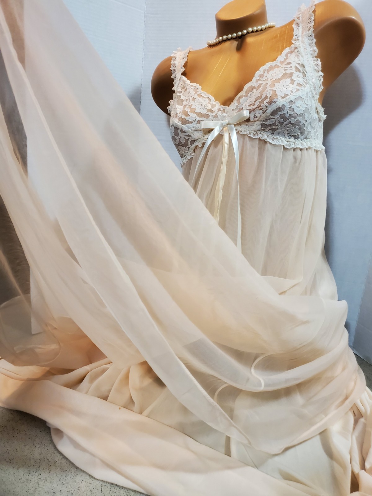 VTG LAYERED FULL SWEEP MAXi PEACH NYLON CHiFFON NiGHTGOWN LiNGERiE SLiP DRESS