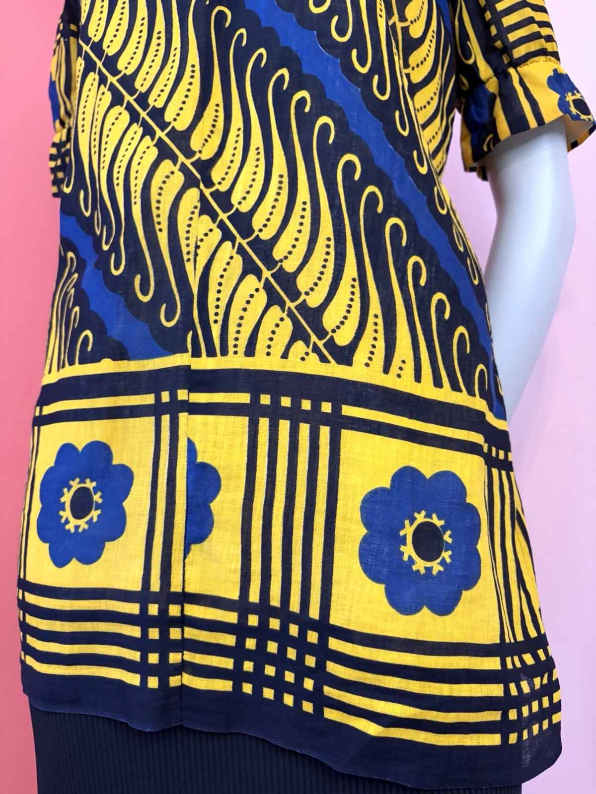VTG 60s 70s Mod Tunic Top Blue Yellow Floral Graphic Print Flower gogo hippie L