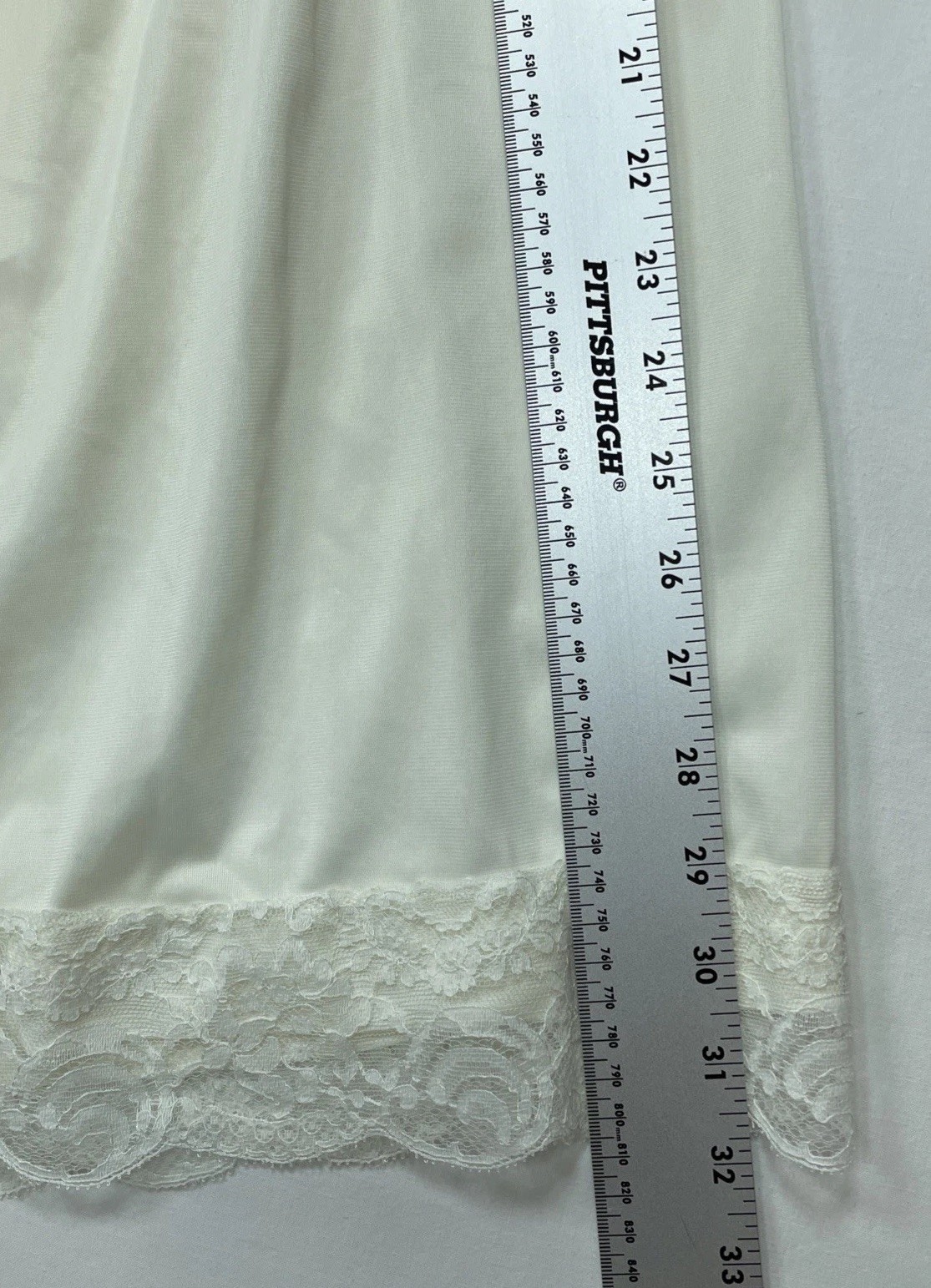 Vintage Intimates Lane Bryant Half Slip 1X Ivory 32&Prime; Long Nylon Lace 13&Prime; Slit