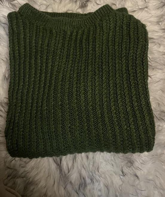 Vintage 1990s Handmade Green Wool Sweater – Cozy Knit Pullover, Family Heirloom