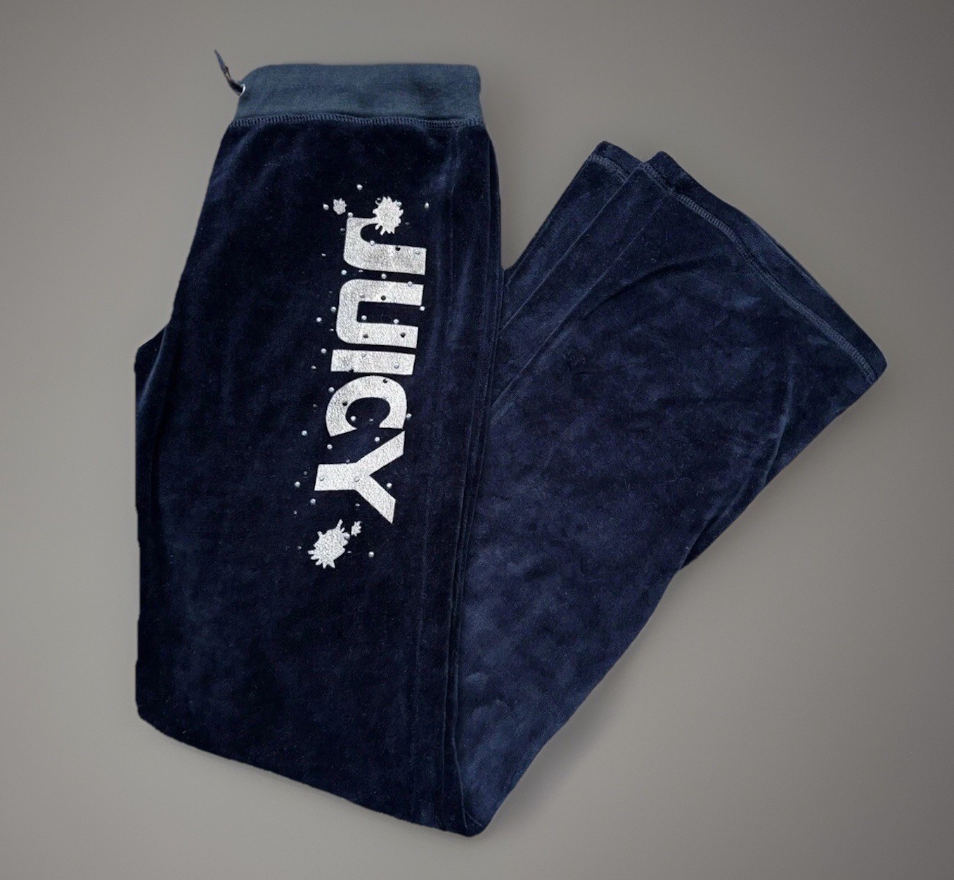 Vintage JUICY Couture USA Bedazzled Velour Joggers.leg/butt Print.Medium