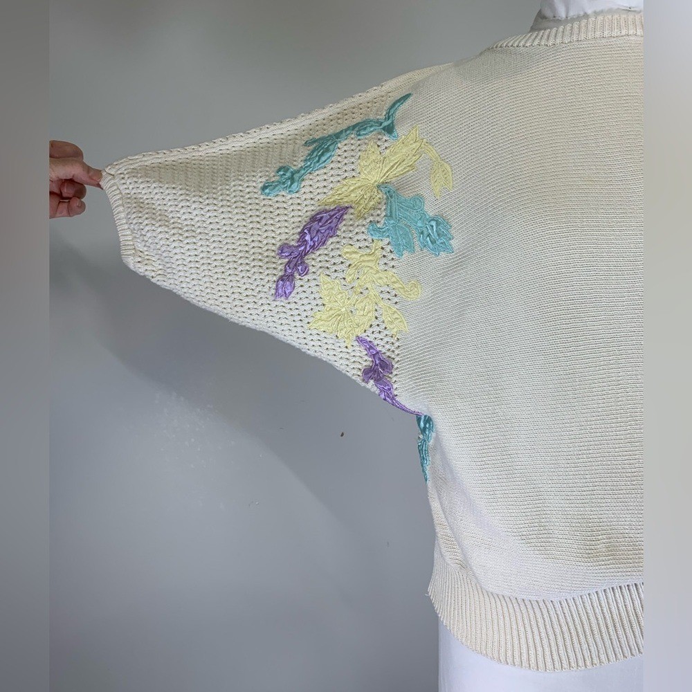 Vintage Kyouko Design Studio Pastel Floral Embroidered Cotton Knit Sweater