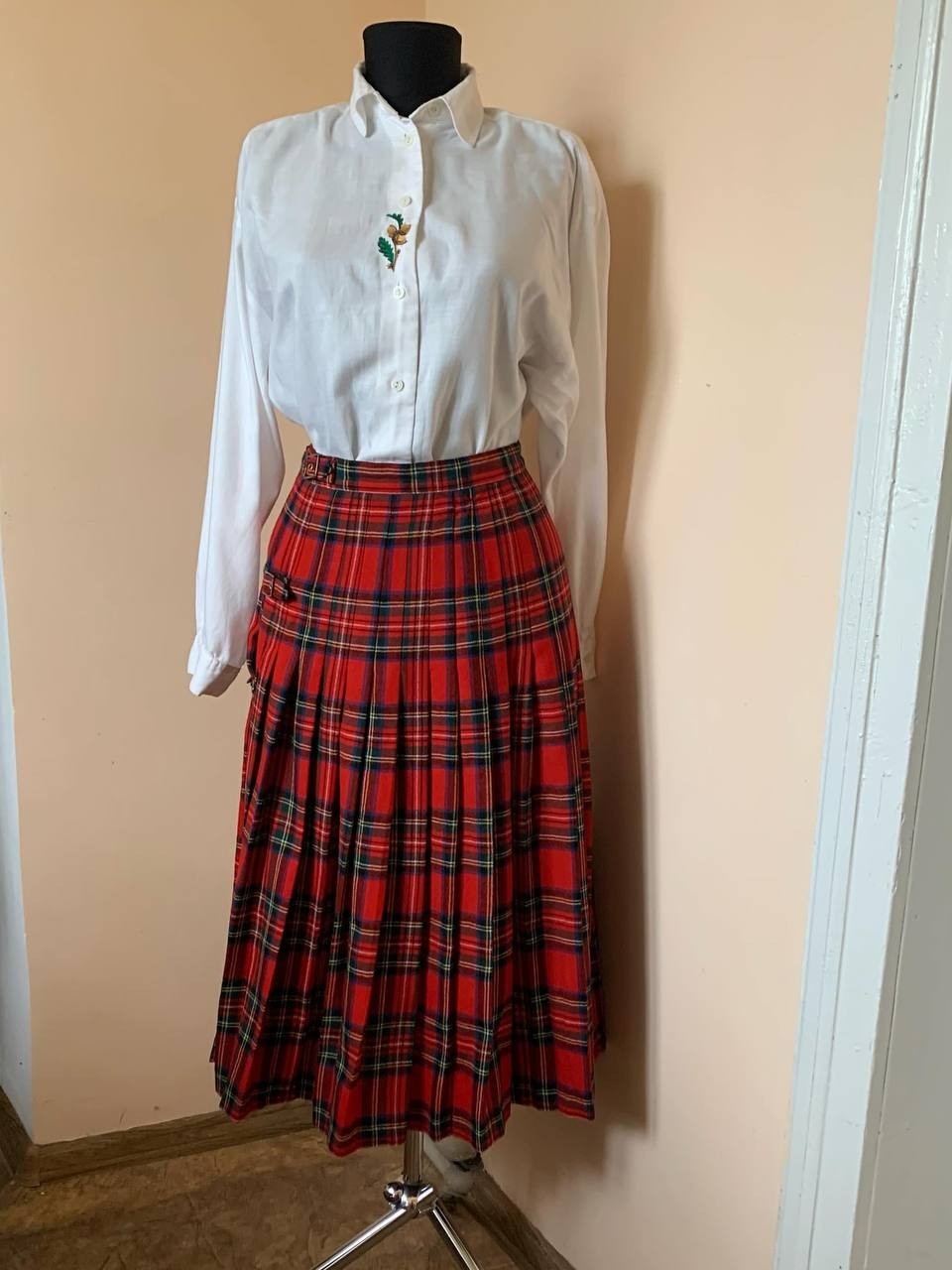 Vintage HIRSCH Scottish Kilt Skirt Pure New Wool Red Tartan Plaid Pleated EU 38