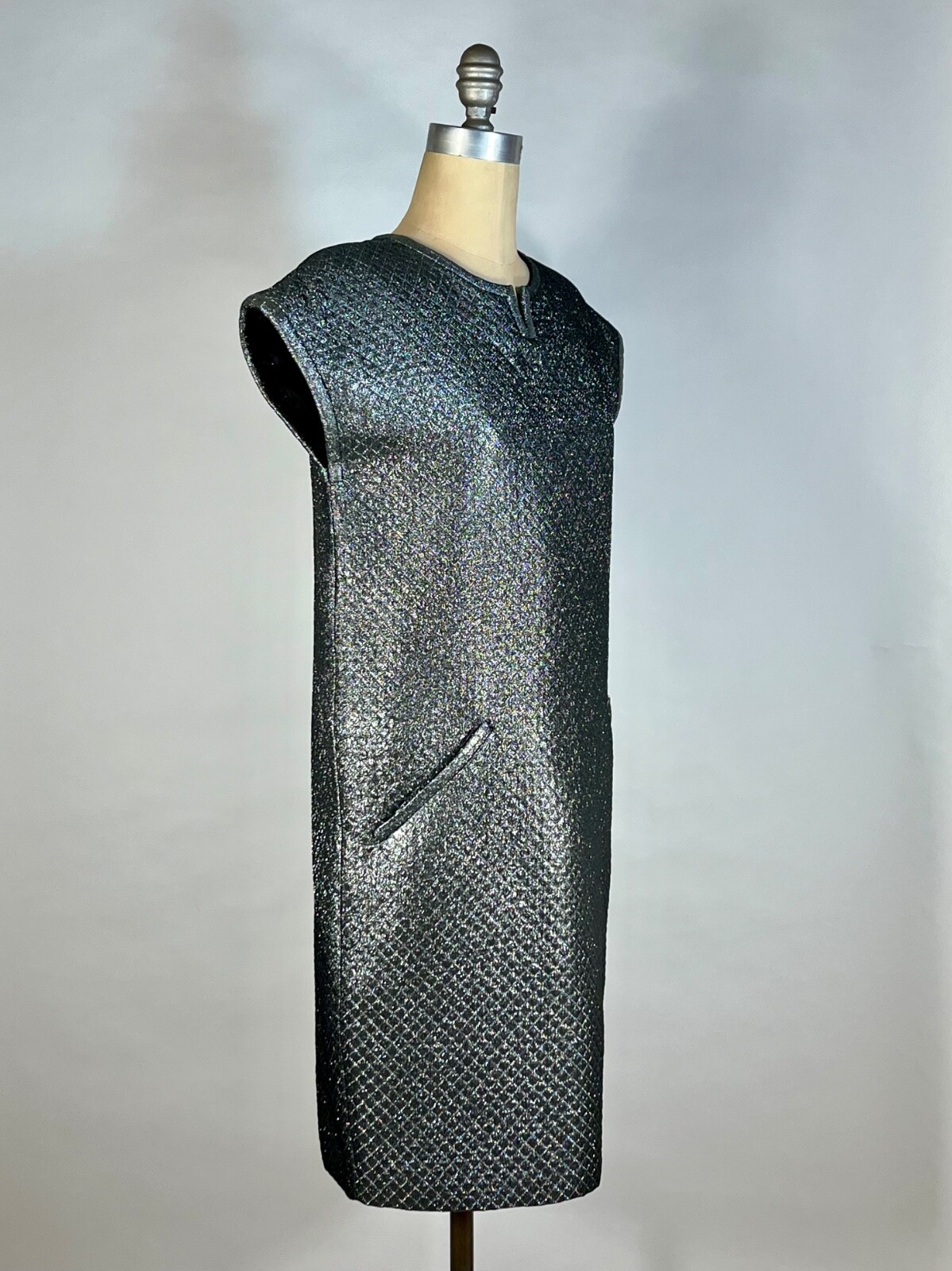 Vintage 1990&rsquo;s silver metallic LUREX quilted futuristic sack dress deadstock NWT