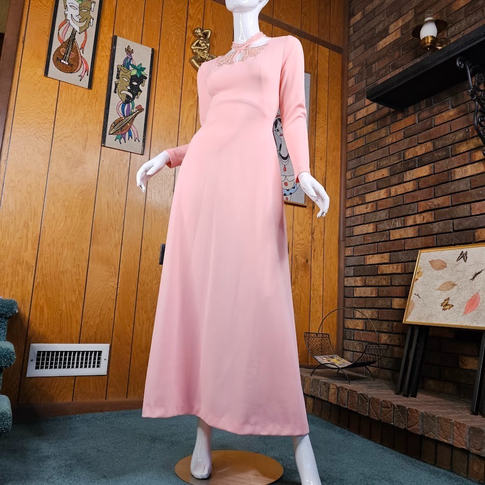 Vtg 70s Mod Bubblegum Pink Beaded Cut Out Neckline Alfred Werber Evening Dress M