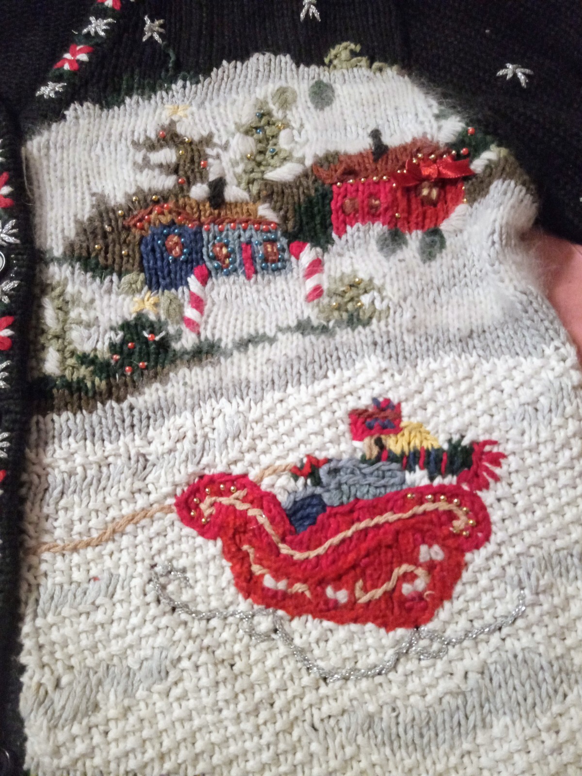 Vintage reference point petites Christmas sweater horse pulling sleigh
