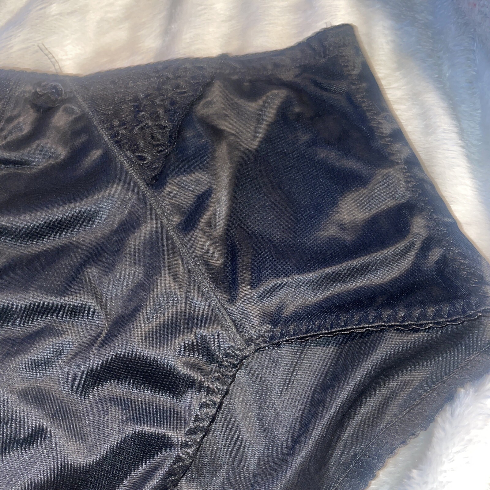 Black Shaper VINTAGE panties Polyester spandex Black Lace trim sides NWOT ￼XL