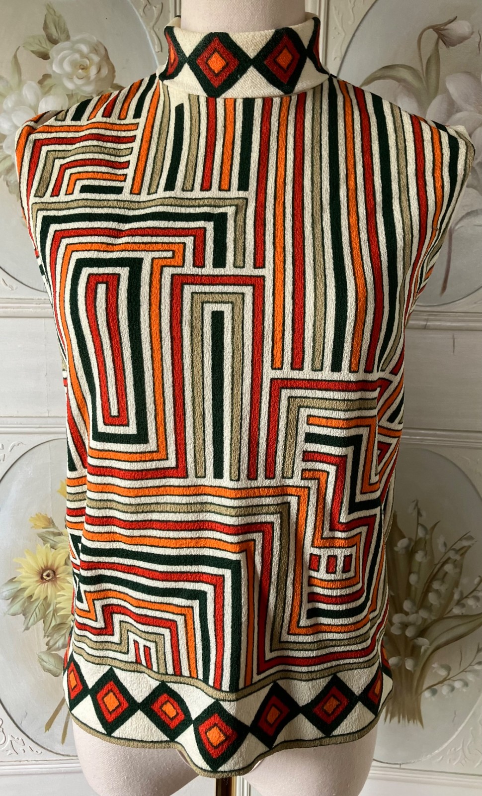VTG 60s DEVON SCREEN PRINT GEOMETRIC ECRU RED GREEN ORANGE COLLARED SLEEVELESS
