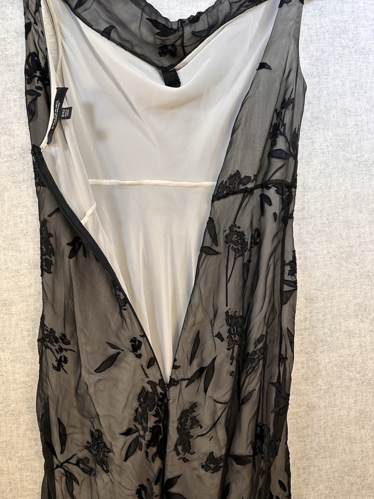 Emanuel Ungaro Sleeveless Black Dress Silk Blend Women’s Size 8 Floral Cutout