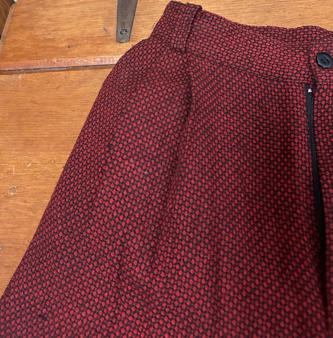 Vintage Wool Pants Suit Blended Wool Red Blazer Pleats Trousers Size 6 1990s Y2k