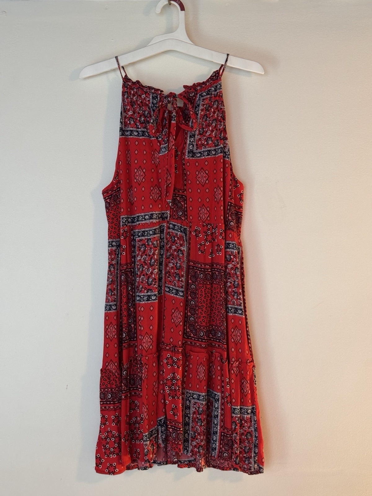 Red maxi dress with With Geometric Black And White Pattern Size Large ￼