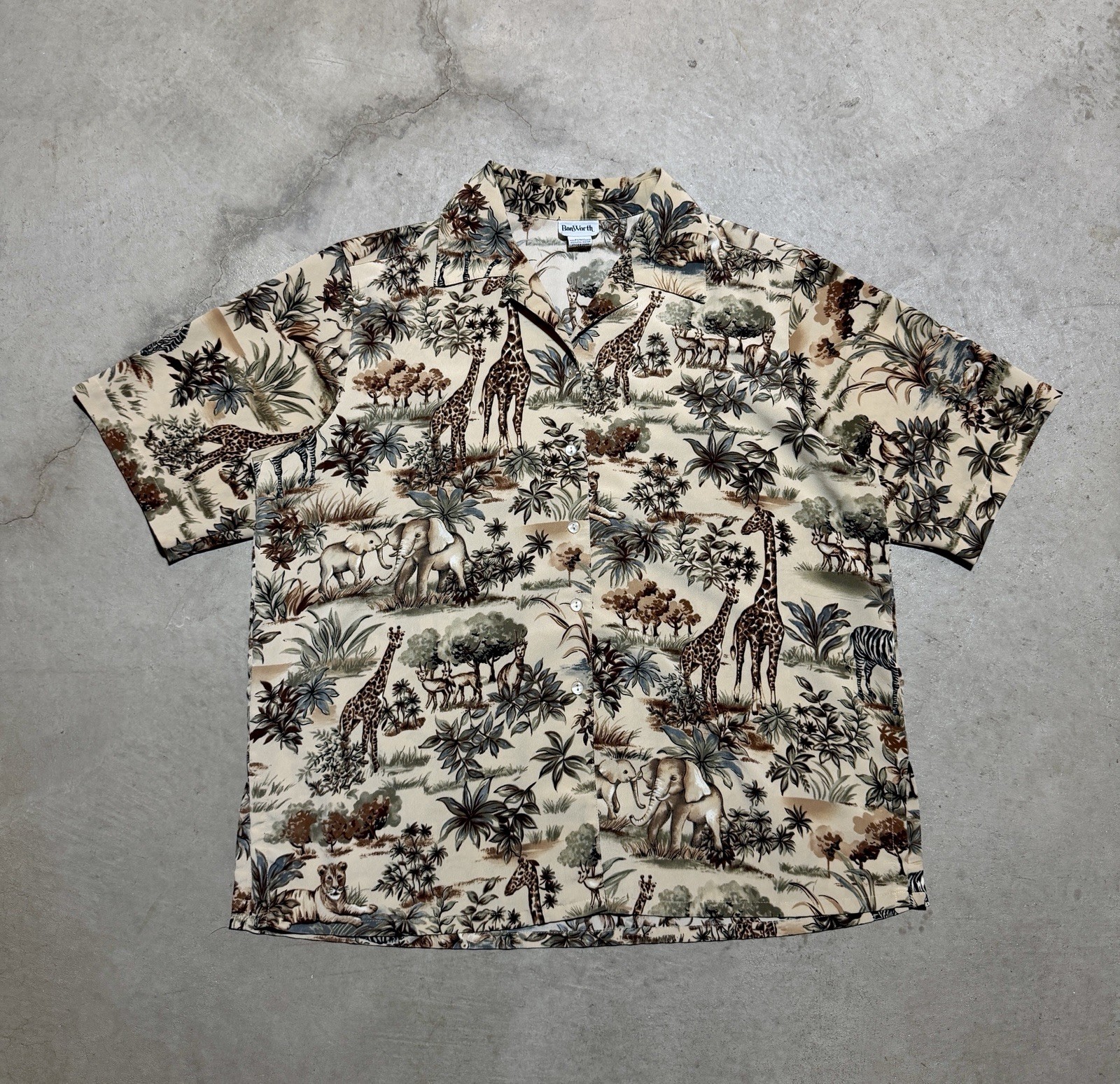 Vintage 90s BonWorth Jungle Safari Short Sleeve Button Up Size L Loop Collar