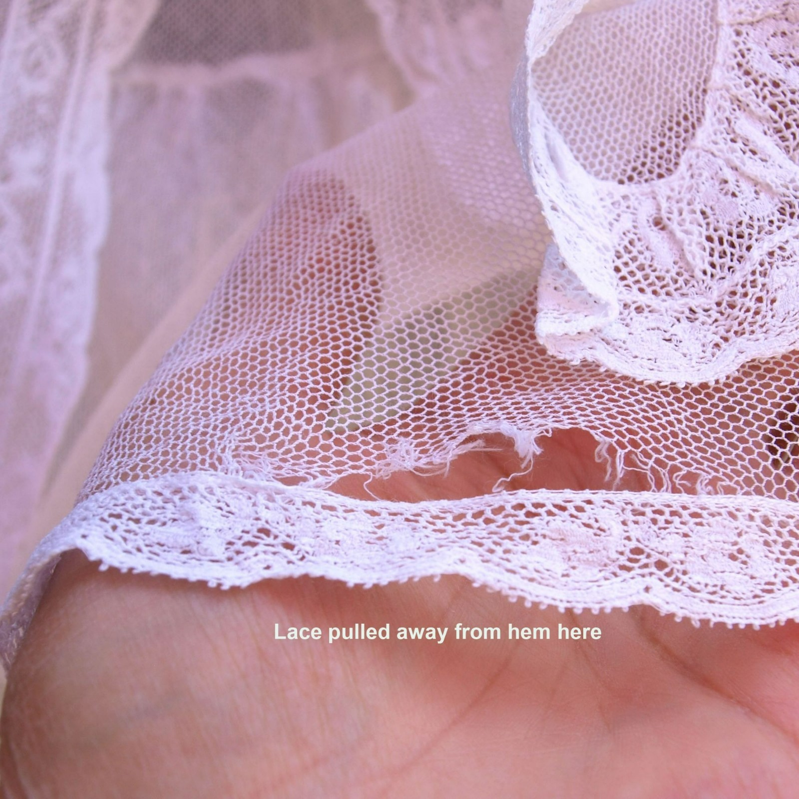 Edwardian White Embroidered Sheer Net Lace Dress Young Woman Girl 25&Prime; Waist 36.5