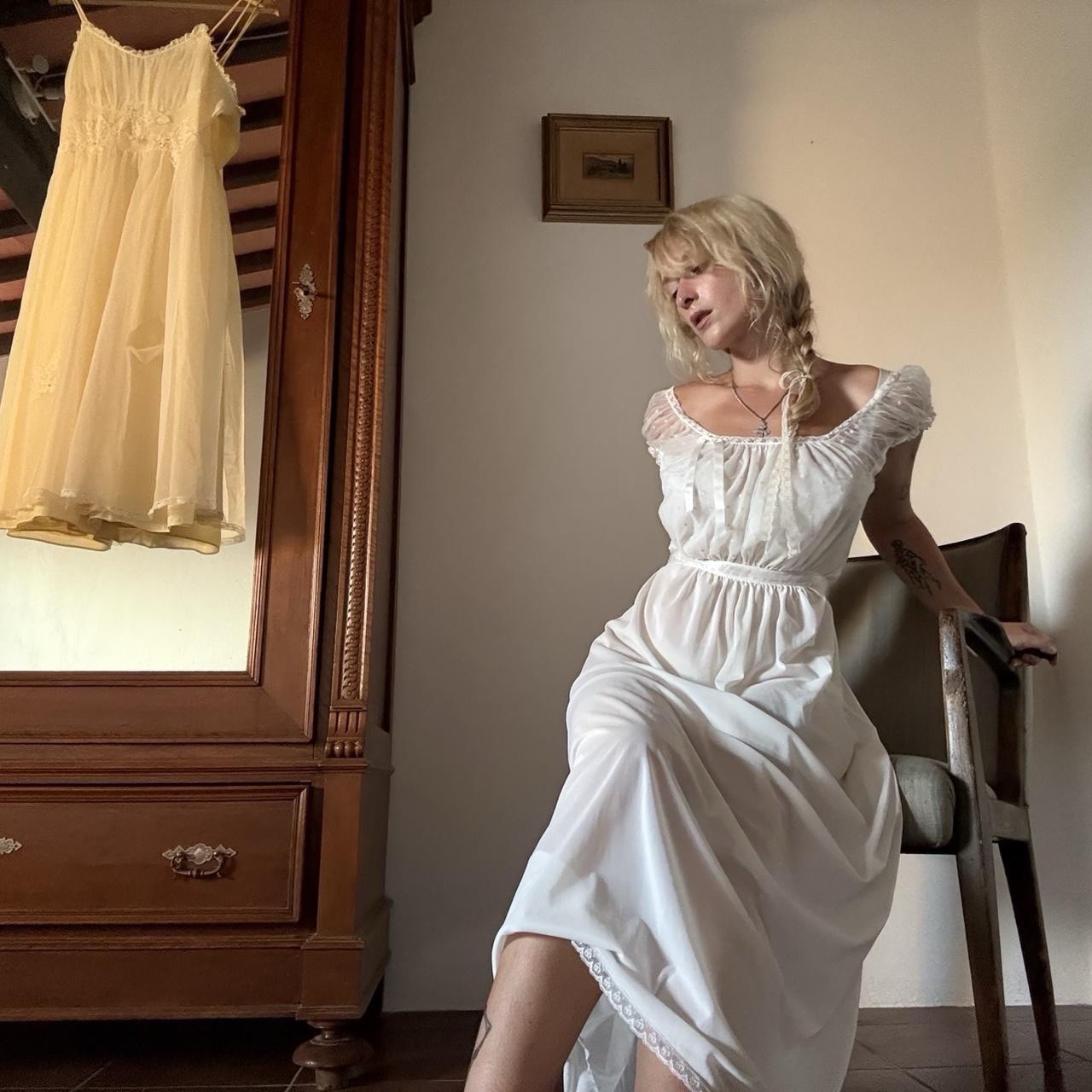 50’s Flower Ghost Nightgown