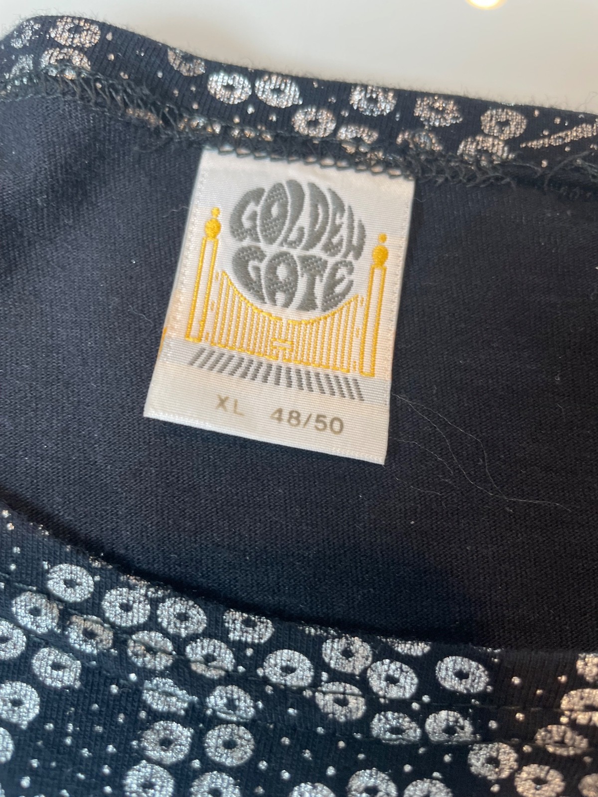Vintage Golden Gate 1980&rsquo;s Pullover Dolman sleeve Black with silver metallic top