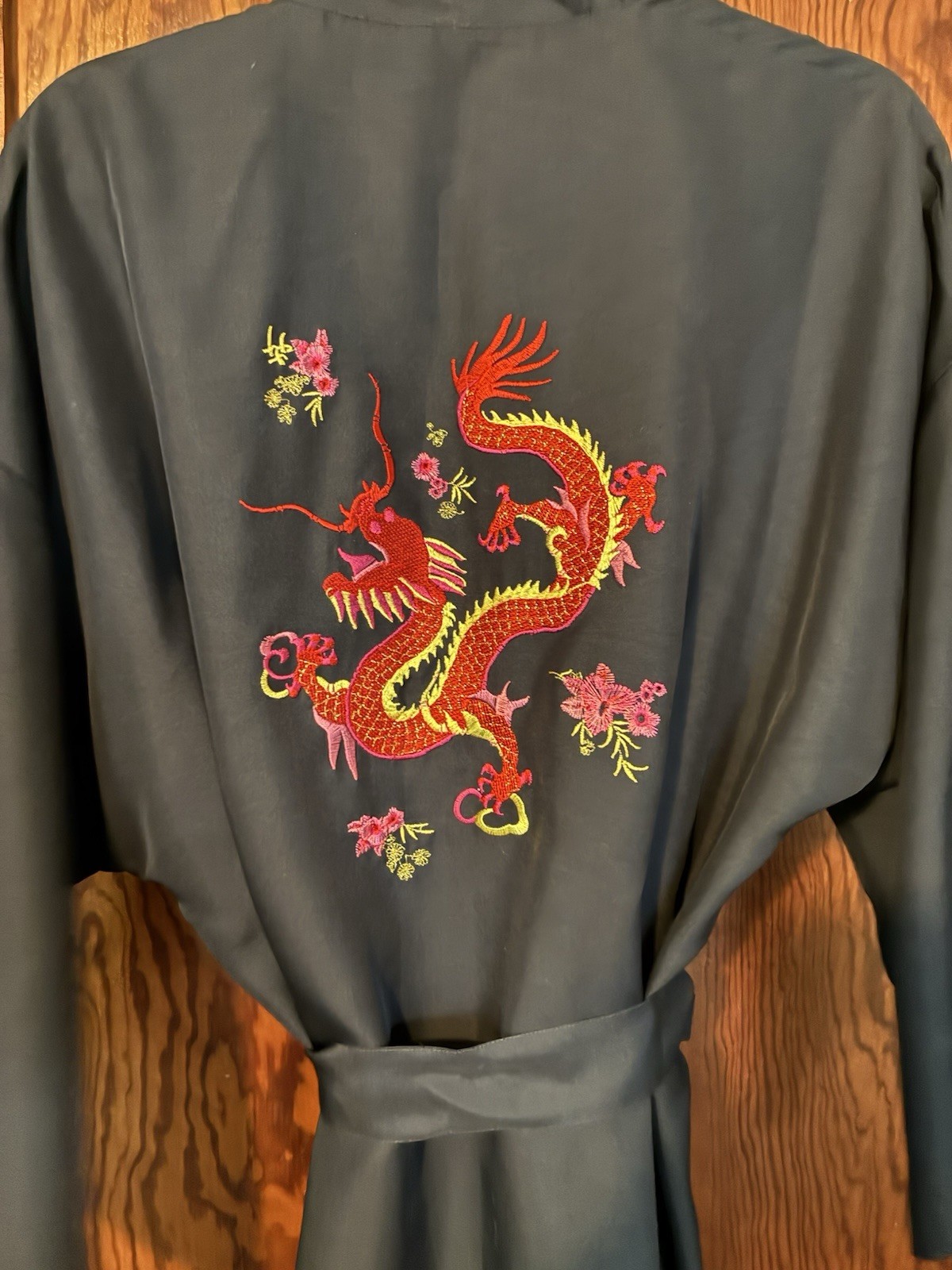 VTG Sun Streak By Newport News Silk Dragon Robe Sunstreak Kimono Style Black