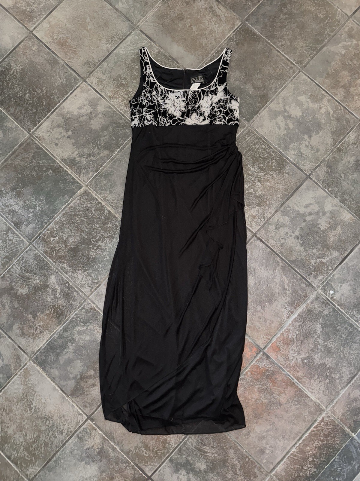 Alex Evenings Dress Size 16 Black Used Whimsy Formal 1990s Vintage 1990s EUC