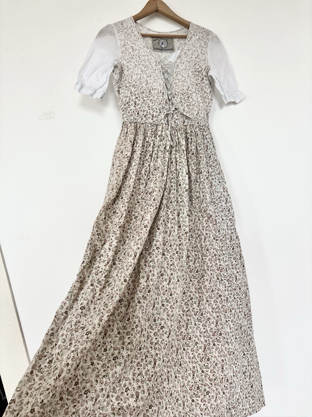 Antique 1932 George Washington Bicentennial Floral Cotton Colonial Costume Dress
