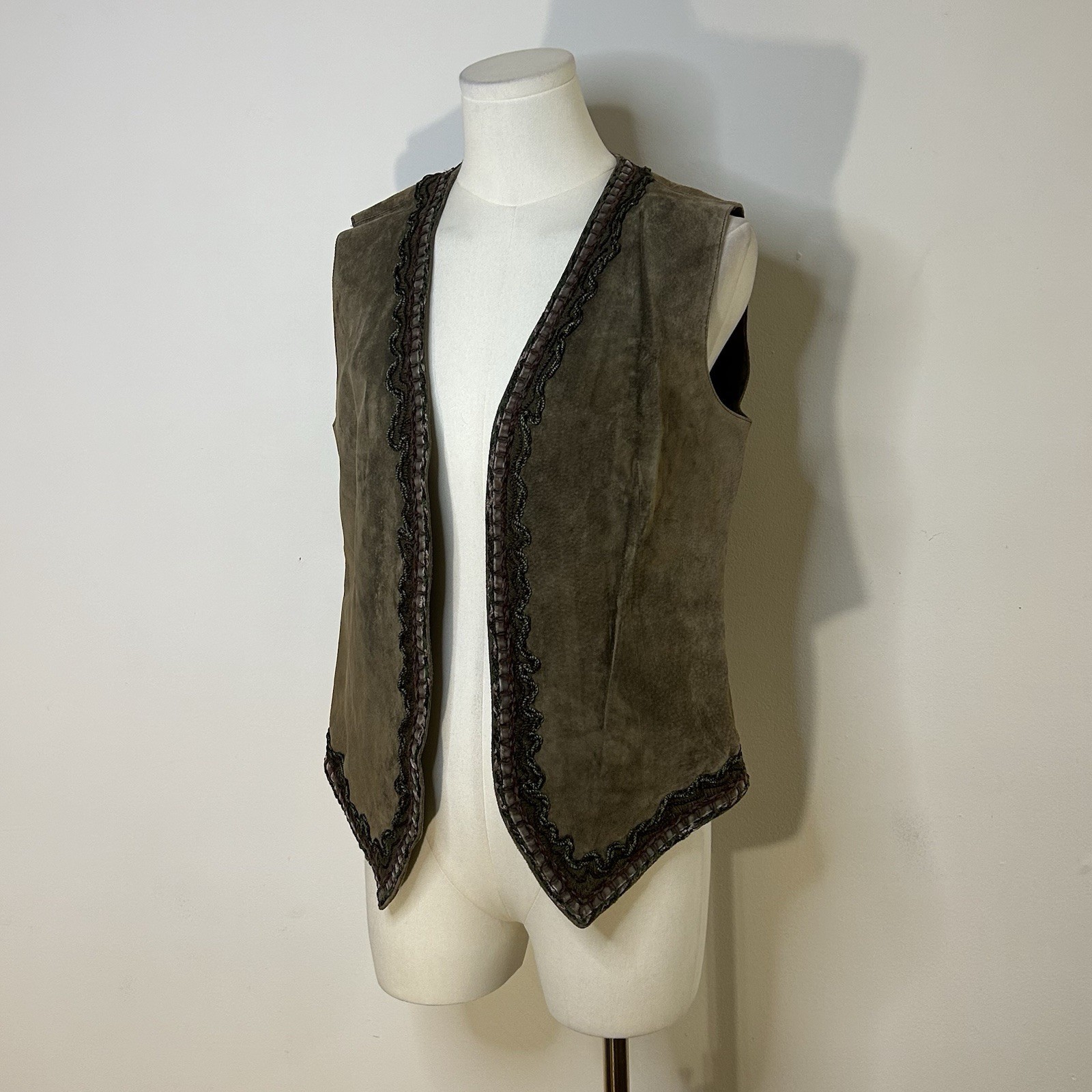 90s Emanuel Ungaro Suede Vest Fairycore Hippie Grunge 38 Inch Bust