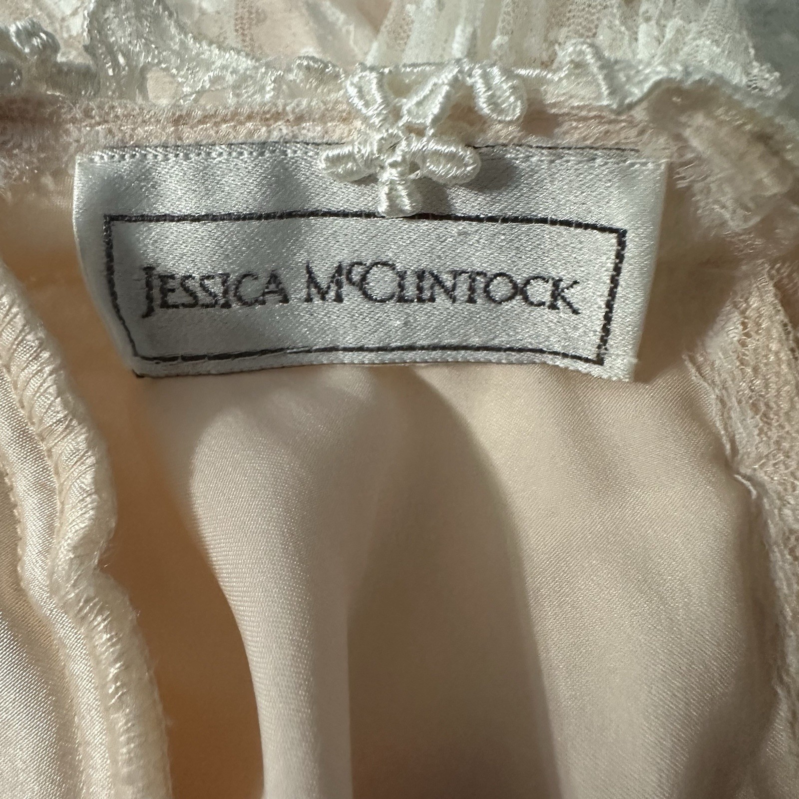 Vtg Jessica McClintock Romantic Victorian Floral Lace Dress Peach Cream SZ 8 USA