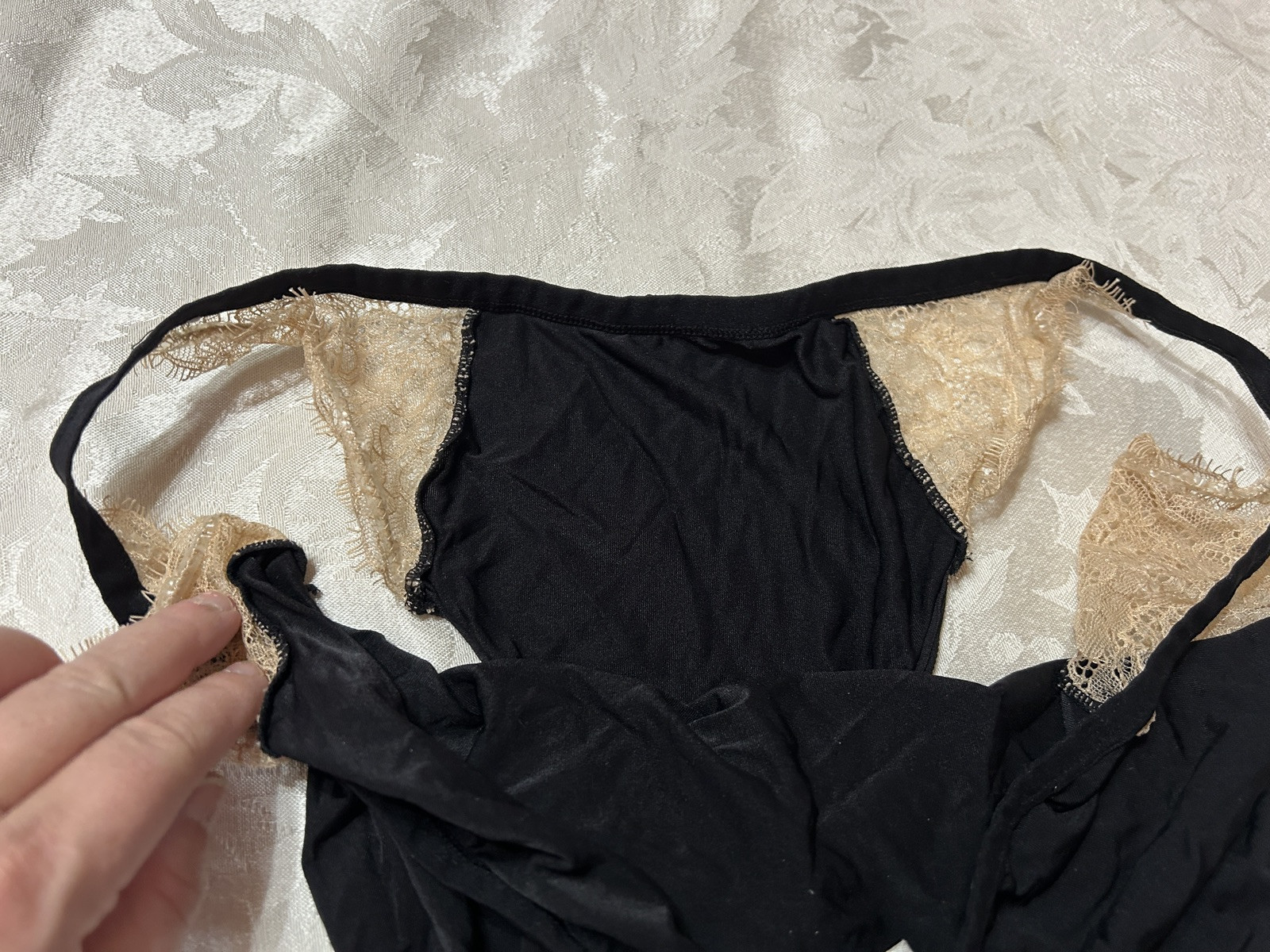 Vtg CACIQUE Lace 22/24 Black/Nude String Bikini Panties #326