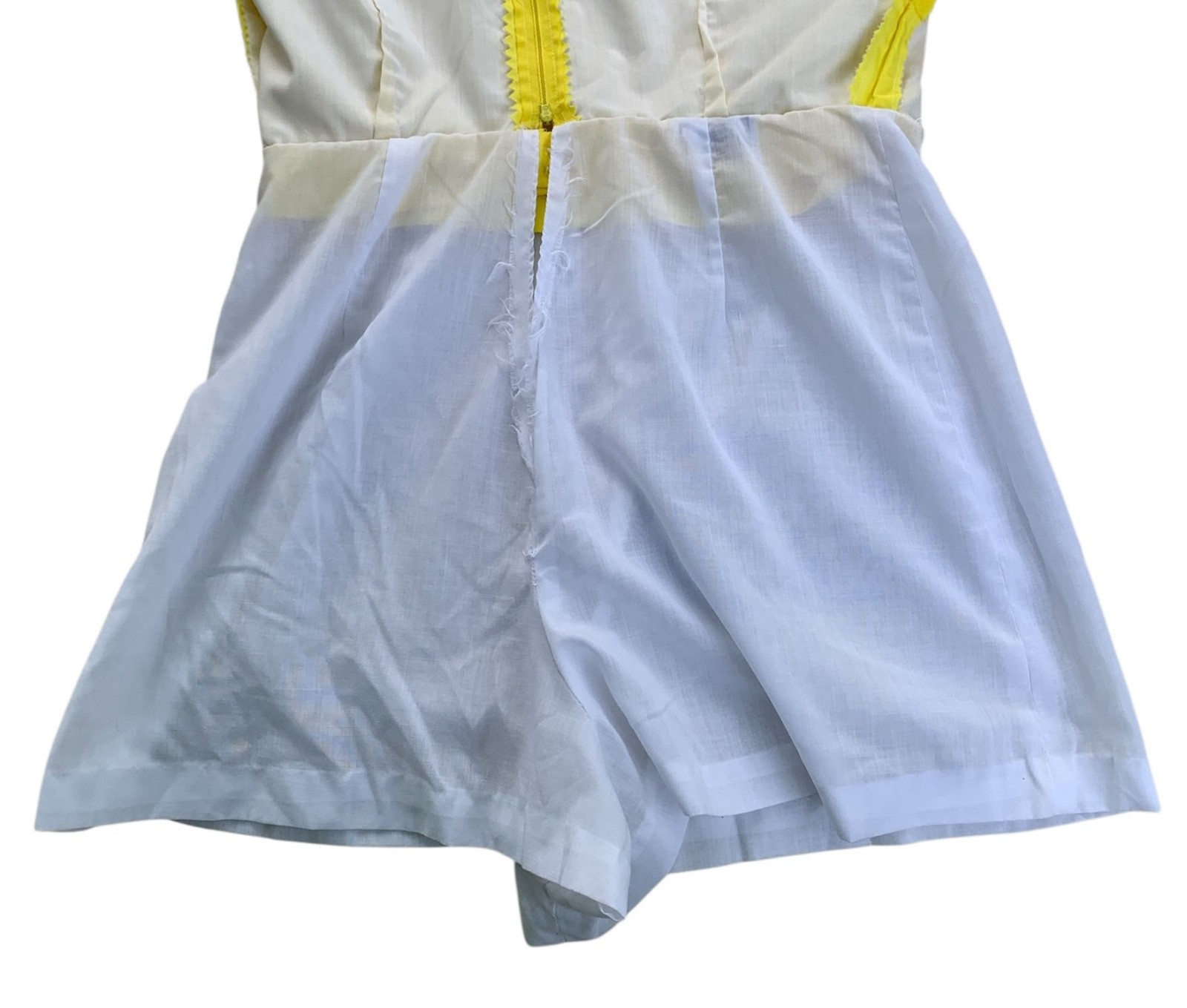 VESTED GENTRESS Vintage 70s/80s Women&rsquo;s Yellow Graphic Print Skirt – Sz XS/S