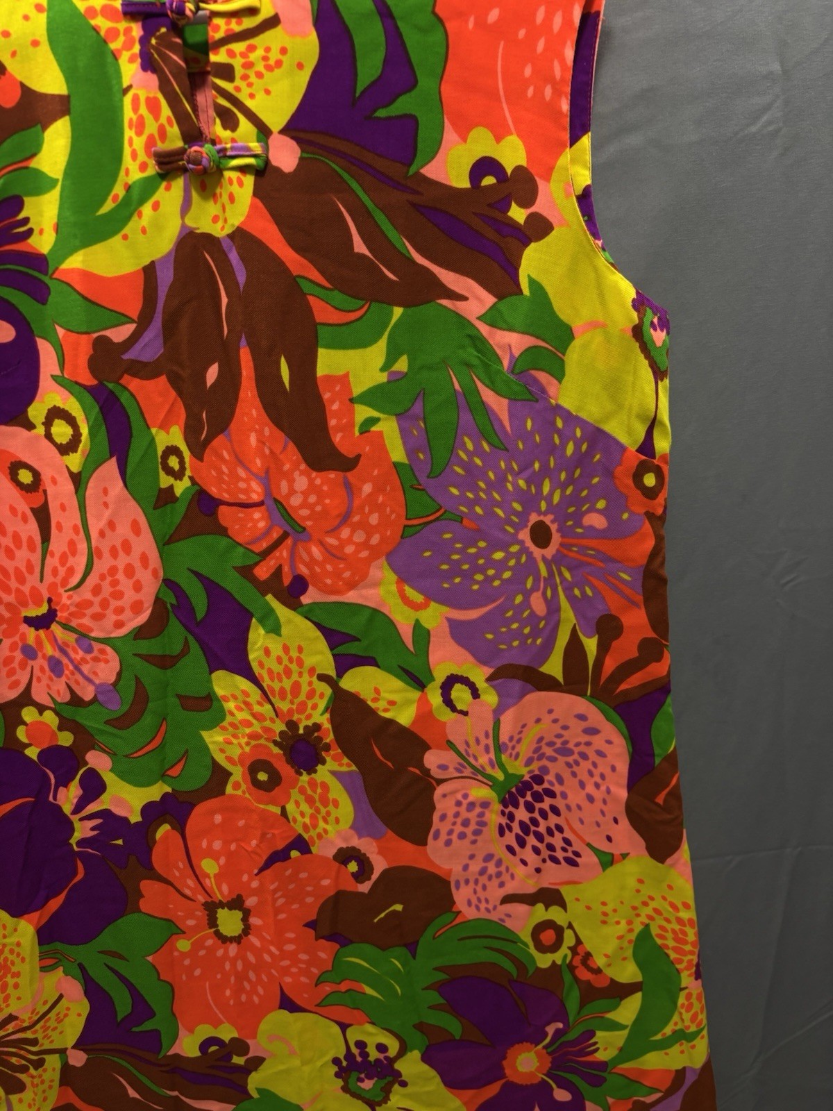 Vintage Sun Fashions of Hawaii Floral Dress Woven Cotton Bold Flowers Sleeveless
