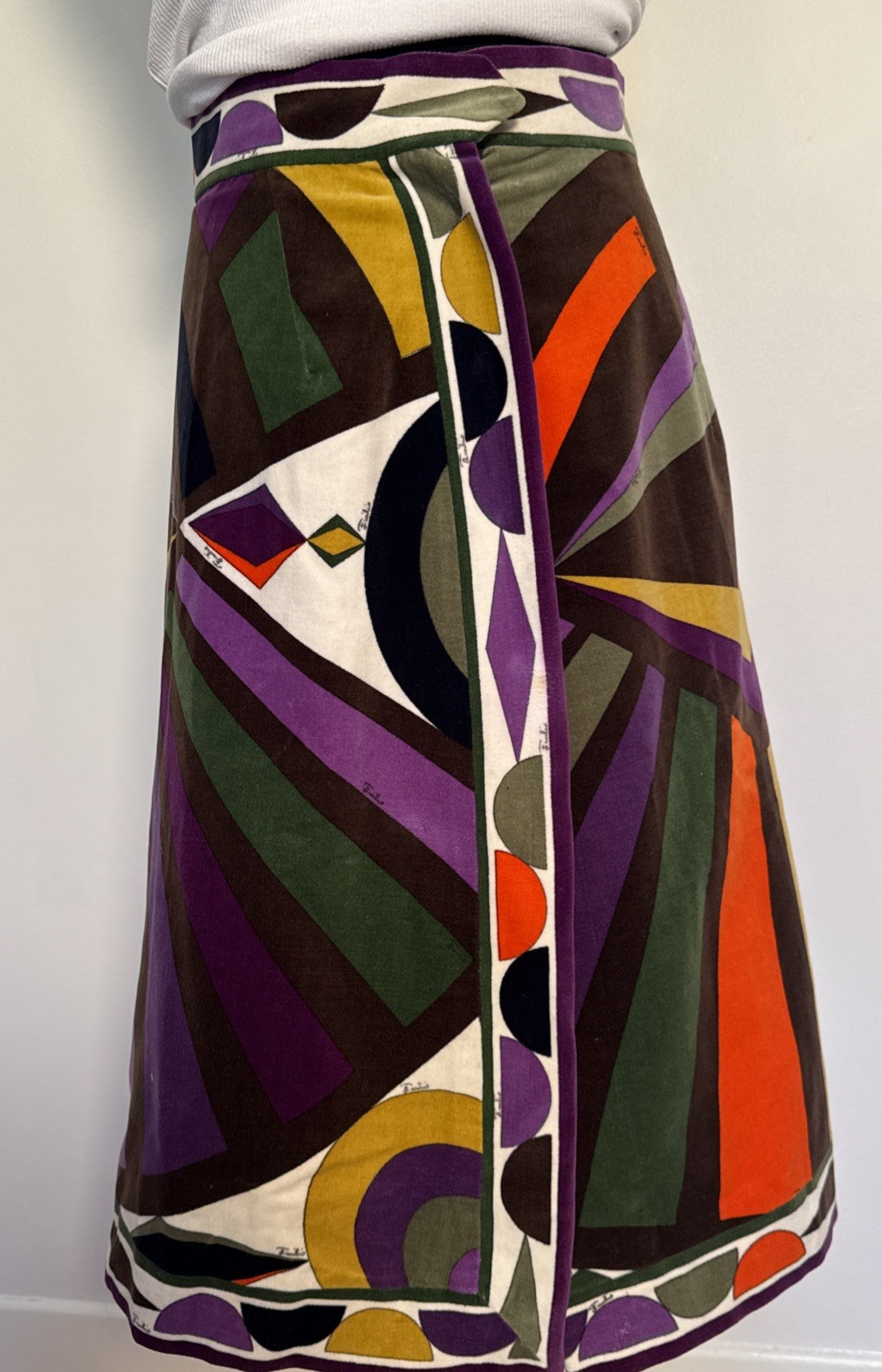 Vintage 1960’s Emilio Pucci For Saks Fifth Avenue Velvet A-Line Skirt XS Mod