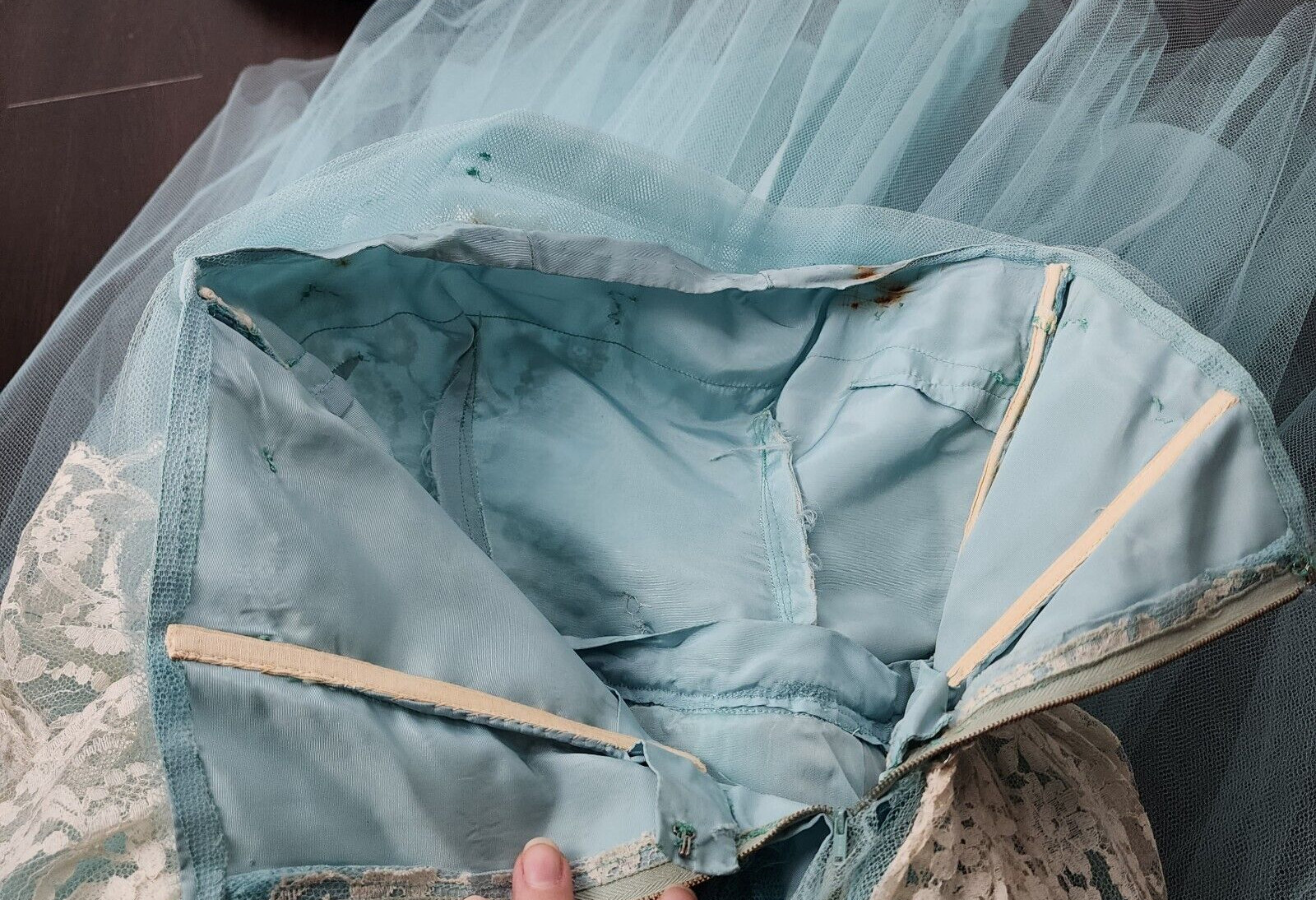 Vintage 1950s Strapless Turquoise Tulle Lace Prom Dress Cupcake Party Talon Zip