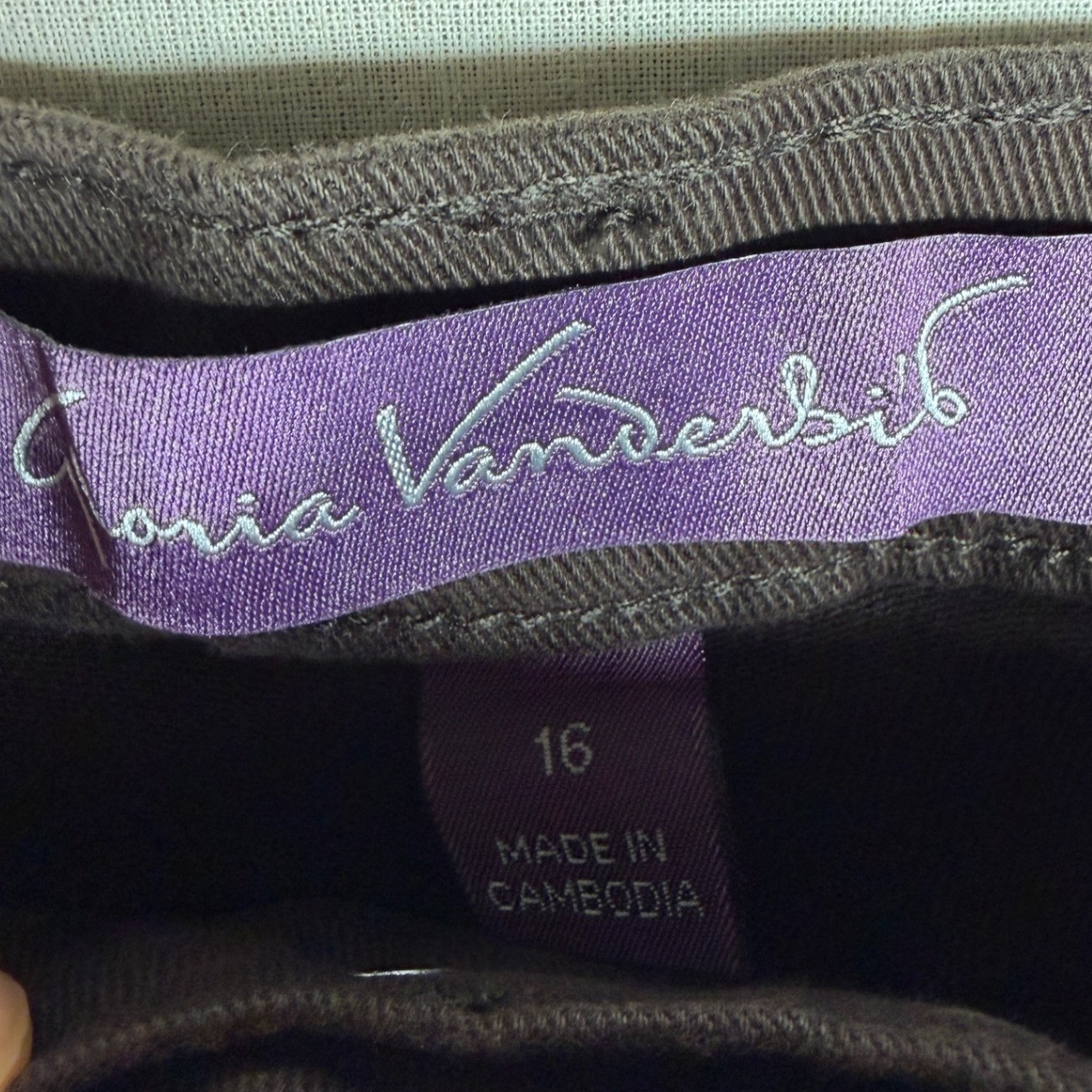 New Gloria Vanderbilt Amanda Slimming Classic Tapered Leg Pants size 16 Brown