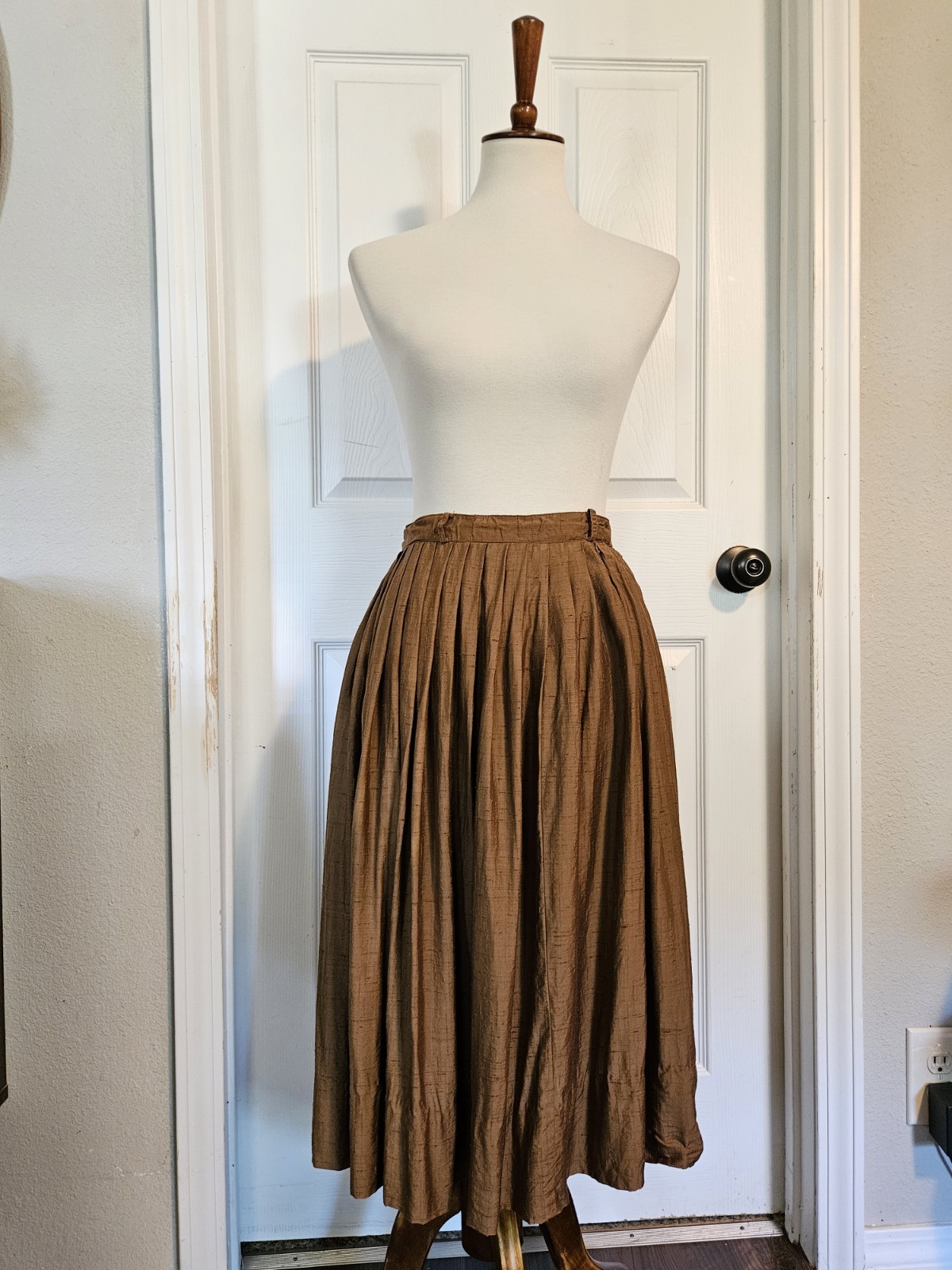 Vintage 1950s Tan Brown Pleated Midi Skirt Size 4/6 Handmade