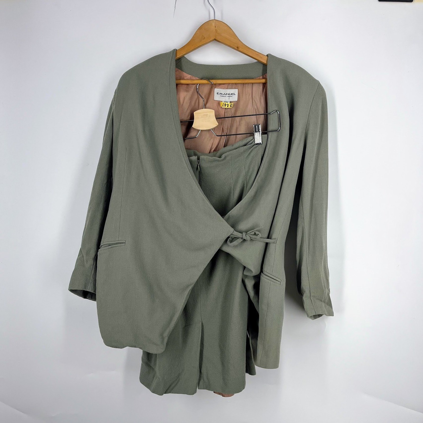 Emanuel Ungaro Parallele Vintage 100% Wool Crepe Wrap Blazer Pencil Skirt Suit