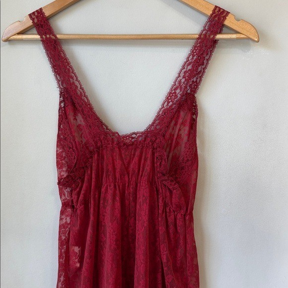 Vintage 70&rsquo;s Red Lace Donna Richard for Gilligan & O&rsquo;Malley Nightgown Dress Med
