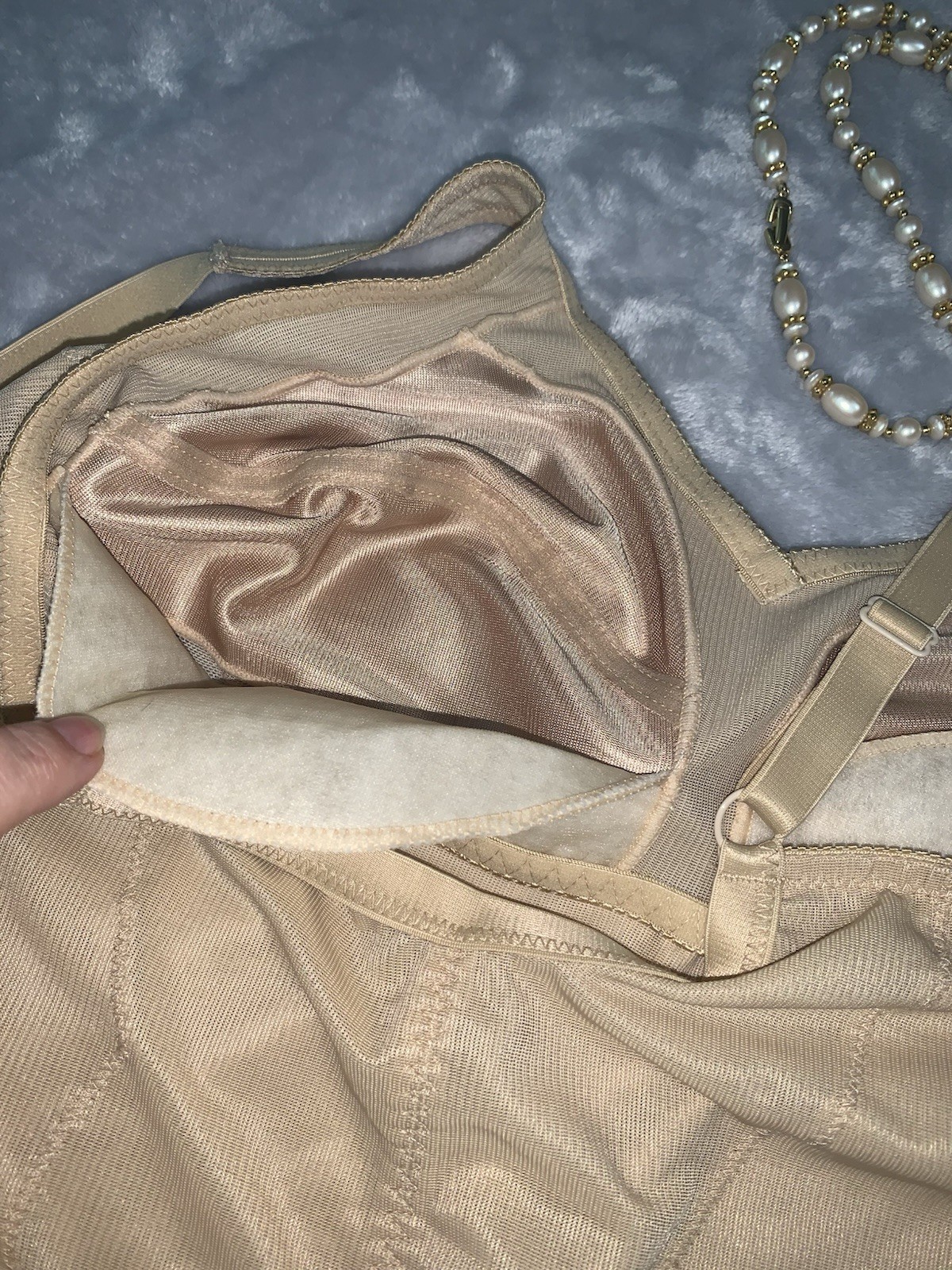 VTG Body briefer All-In-One Girdle Bodysuit 38C Shiny Cups Shaping Slimming