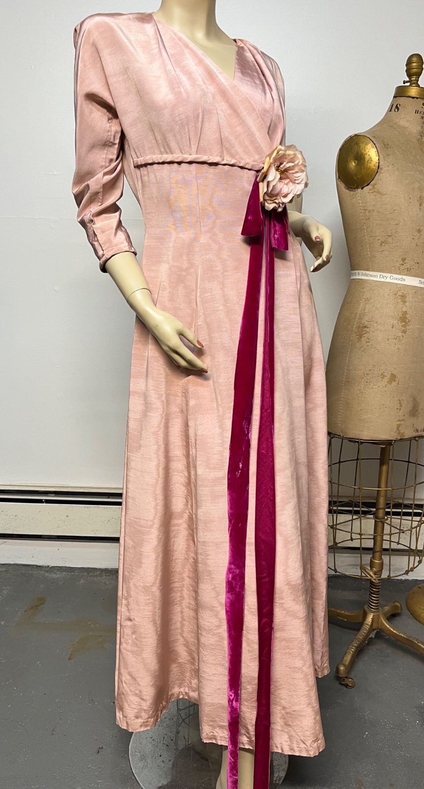 Vintage 1940s Marshall Fields Pink Rayon Faille Dressing Gown Dress Bust 36-38
