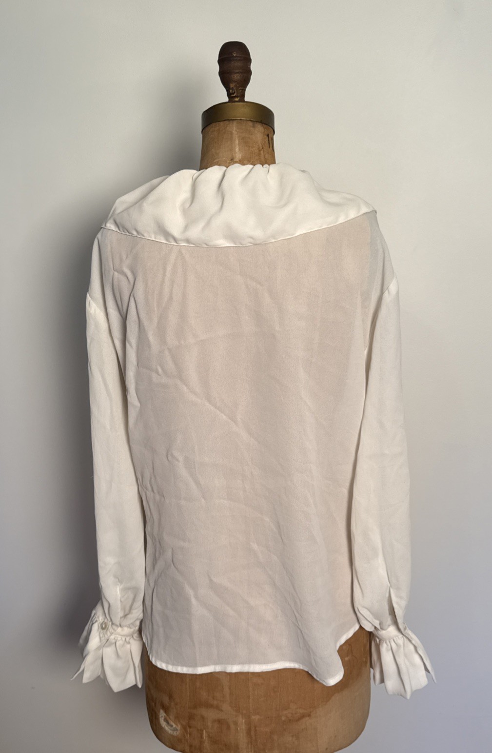Vtg 90s Express Ivory Ruffle Romantic Poet Blouse Coquette Cottage Renaissance M