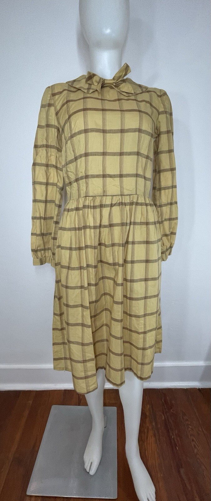 VTG 50s Plaid Day Dress Waist 29 SZ Small Bow Collar Cotton Homemade (Flaws