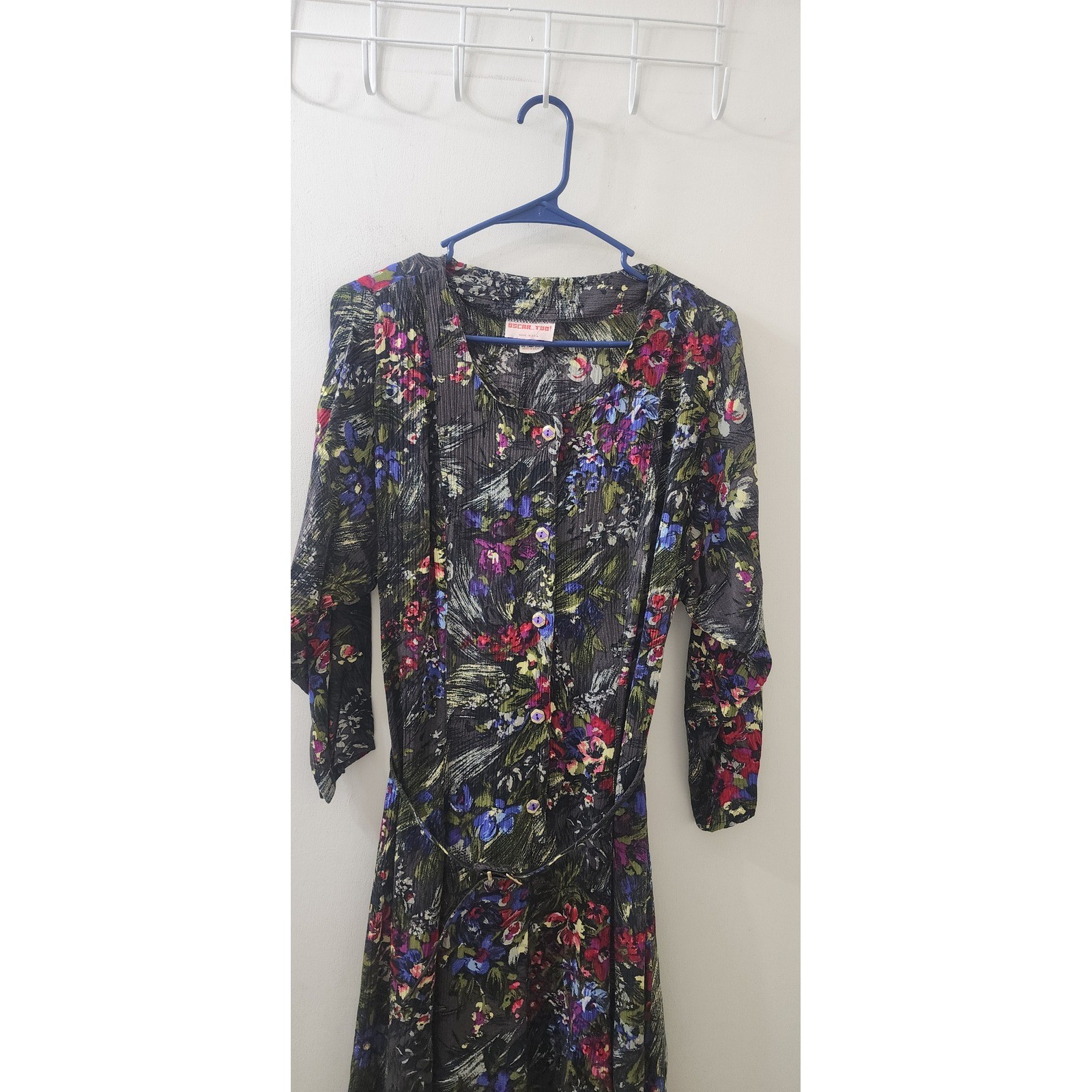 Vintage Oscar Too! Women Floral Rayon Button Front Midi Dress Belted Black Sz 10
