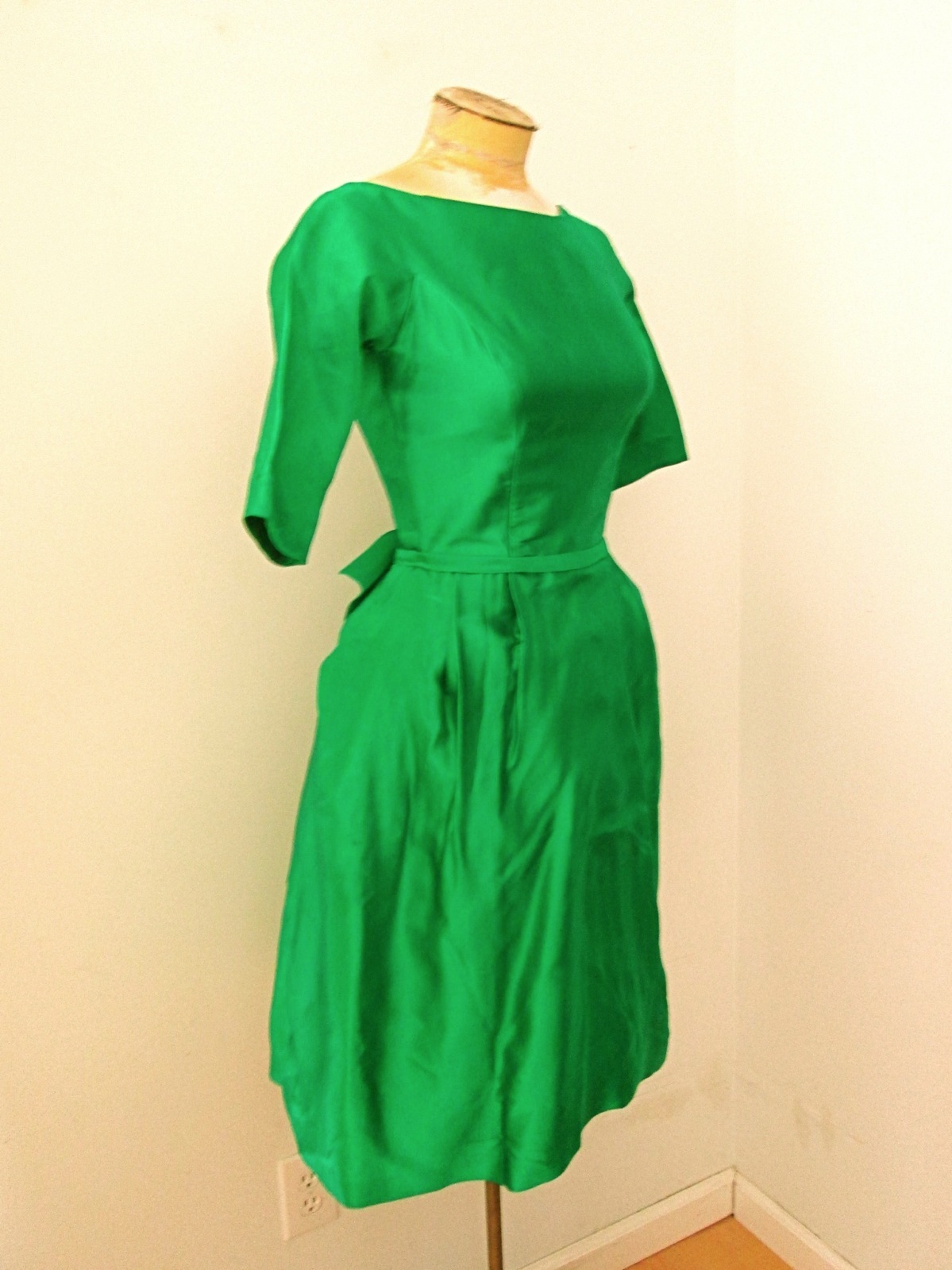 STUNNING Vtg 50s Prom Lorrie Deb Emerald Green Satin Cocktail Formal Dress 9