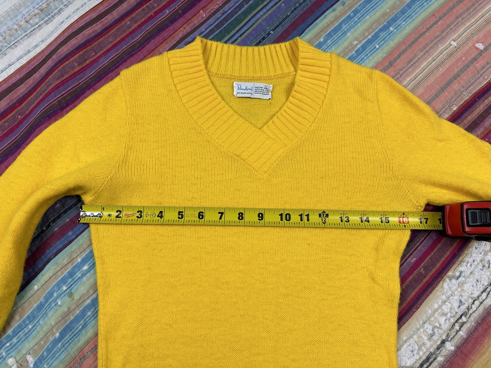 Vintage 60s Pandora Solid Bright Yellow V Neck Cottagecore Go Go Pop Sz Small